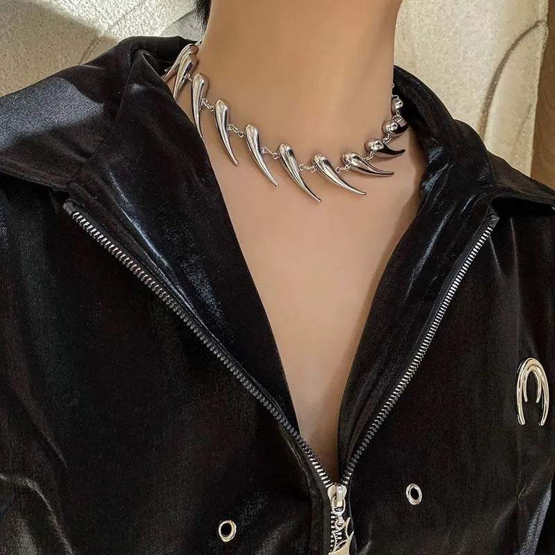 Punk Style Rivet Thorn Choker Necklace